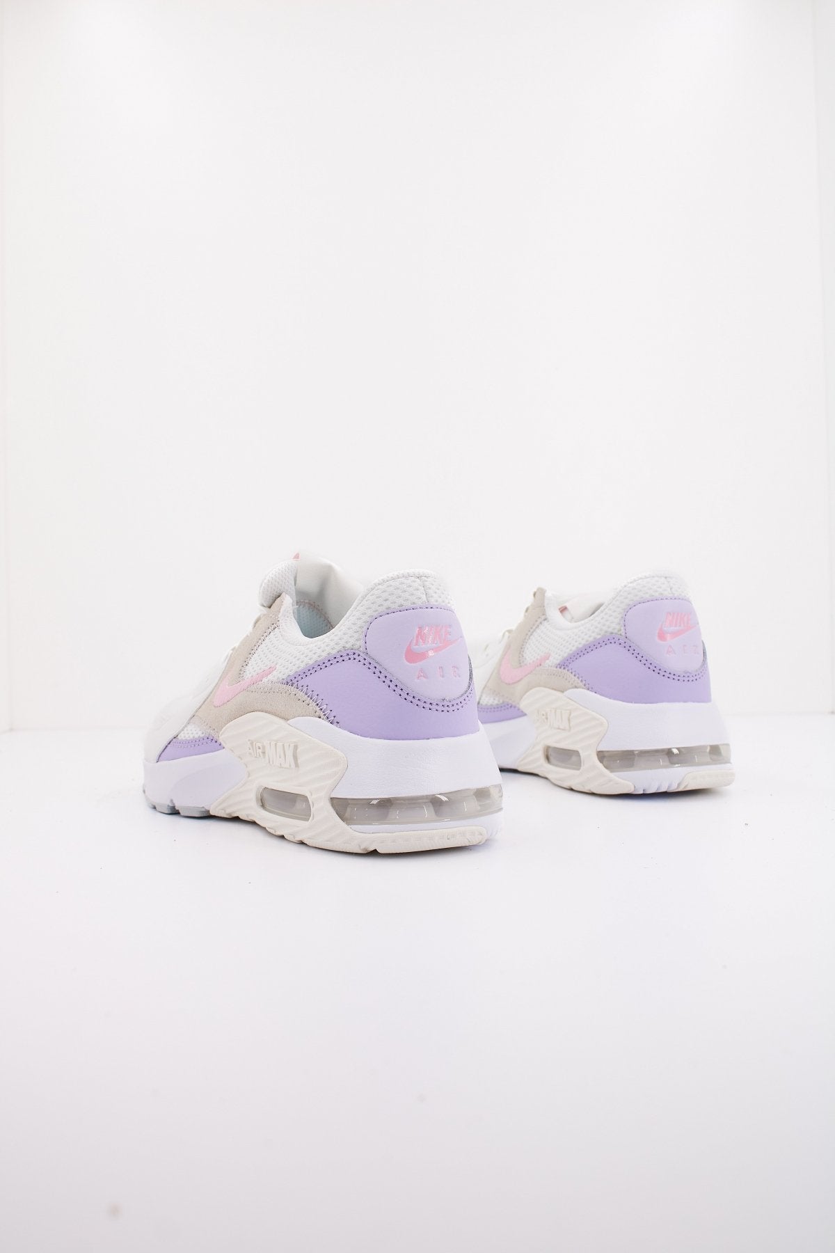 NIKE MAX EXCEEE en color   (3)