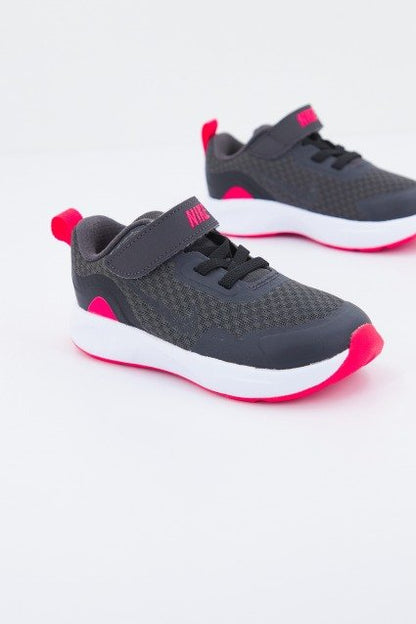 NIKE WEARALLDAY BABY/TODD en color   (1)