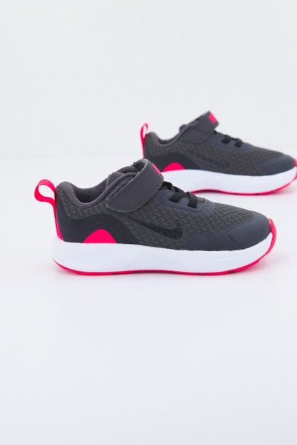 NIKE WEARALLDAY BABY/TODD en color   (2)