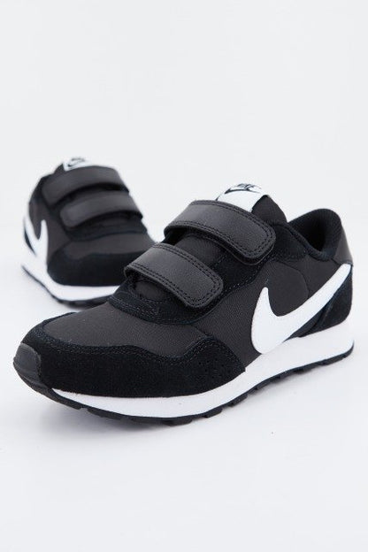 NIKE MD VALIANT en color   (1)