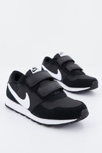 NIKE MD VALIANT en color   (2)