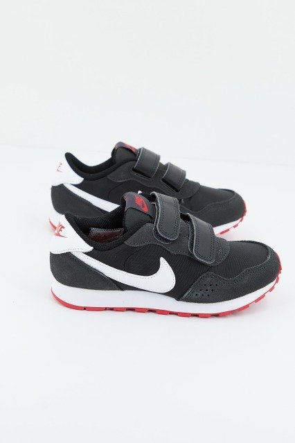 NIKE NIKE MD VALIANT LITT en color   (2)