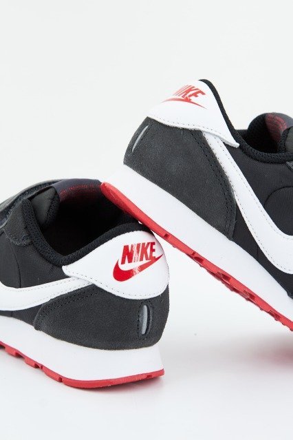 NIKE NIKE MD VALIANT LITT en color   (4)