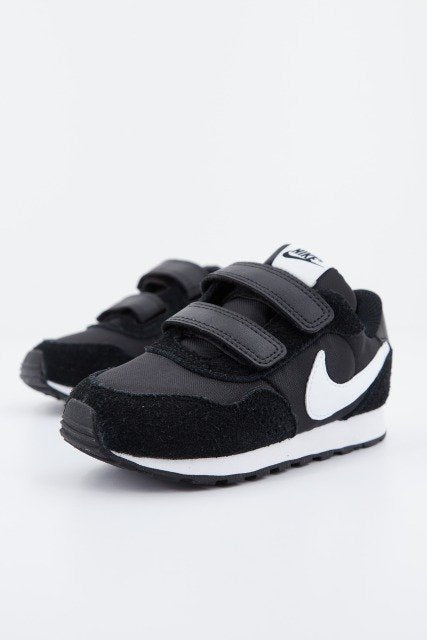 NIKE MD VALIANT en color   (1)