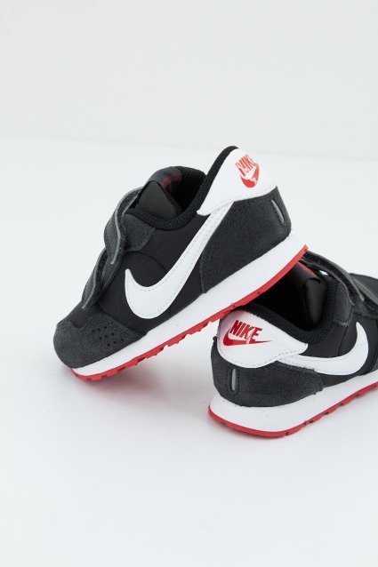 NIKE MD VALIANT en color   (3)