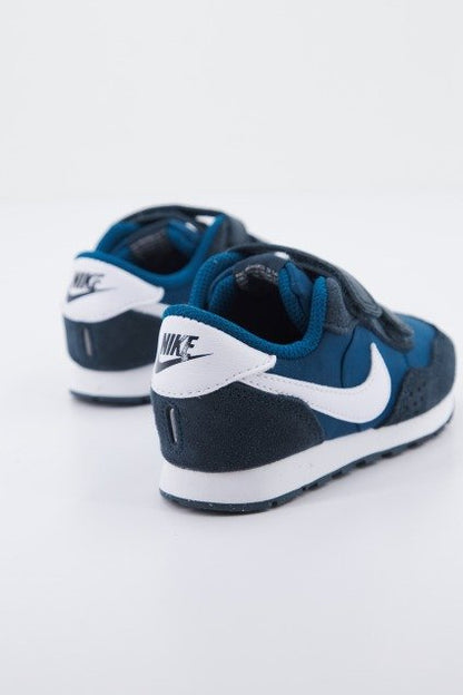 NIKE MD VALIANT en color   (3)