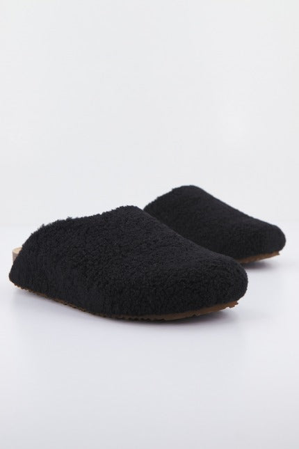 STEVE MADDEN VESA  en color BLACK  (2)