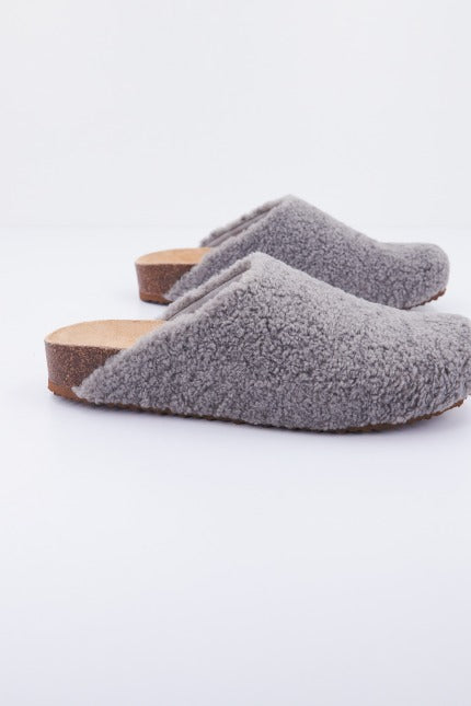 STEVE MADDEN VESA  en color GREY  (2)