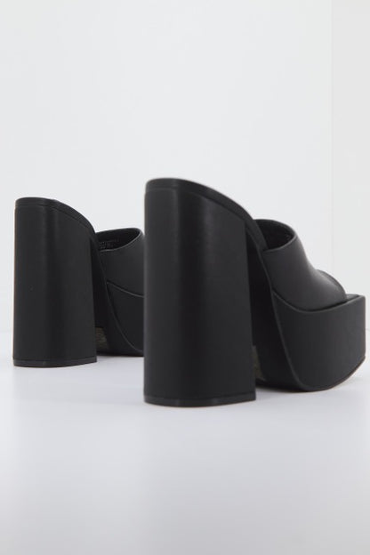 STEVE MADDEN TRIXIE  en color BLACK  (3)