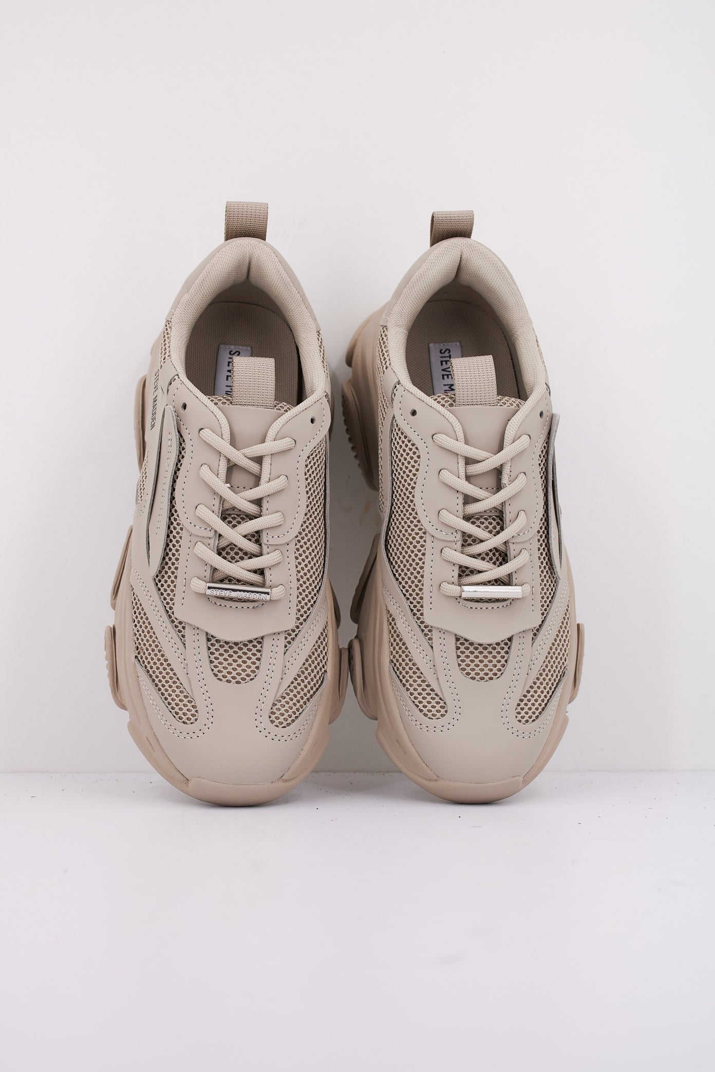 STEVE MADDEN POSSESSION en color GREIGE  (3)