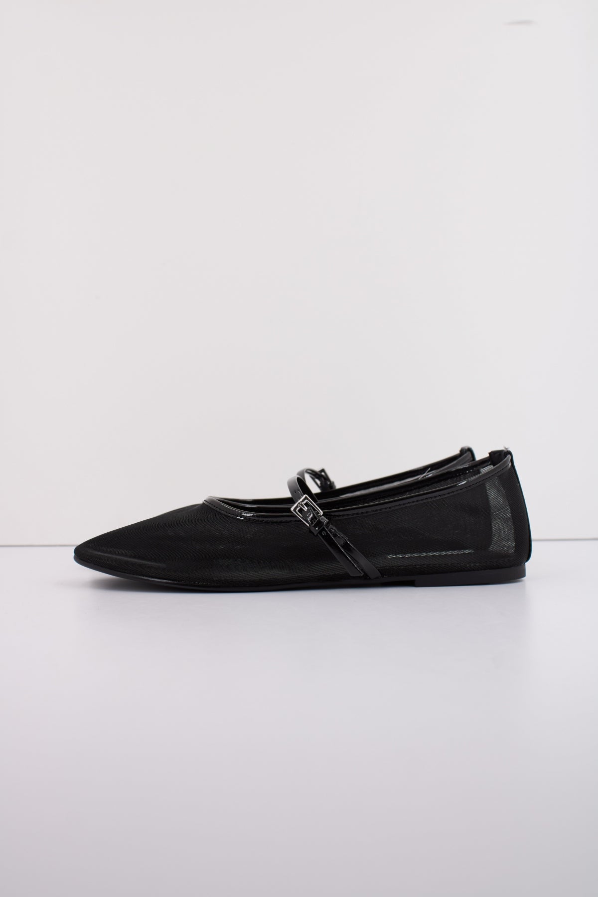 STEVE MADDEN MASH en color BLACK  (1)