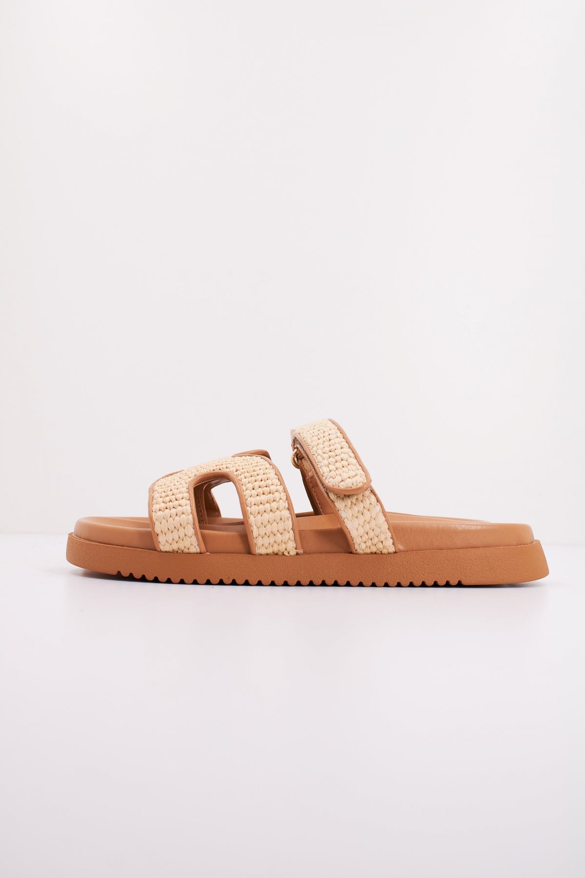 STEVE MADDEN MISSILE en color NTRL  (1)