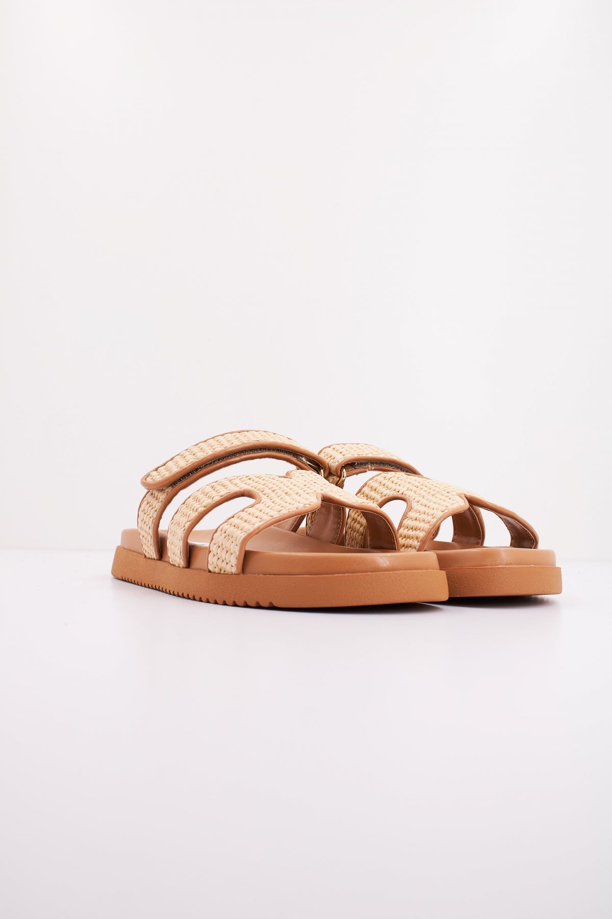 STEVE MADDEN MISSILE en color NTRL  (2)