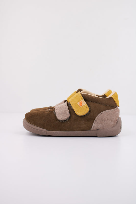 VULLADI   en color KAKI  (1)