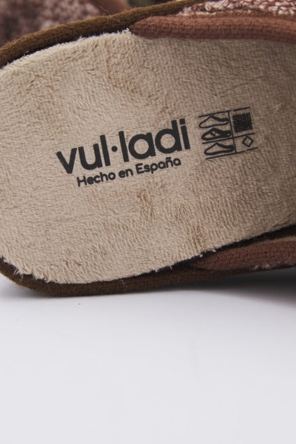 VULLADI    en color MARRON  (4)