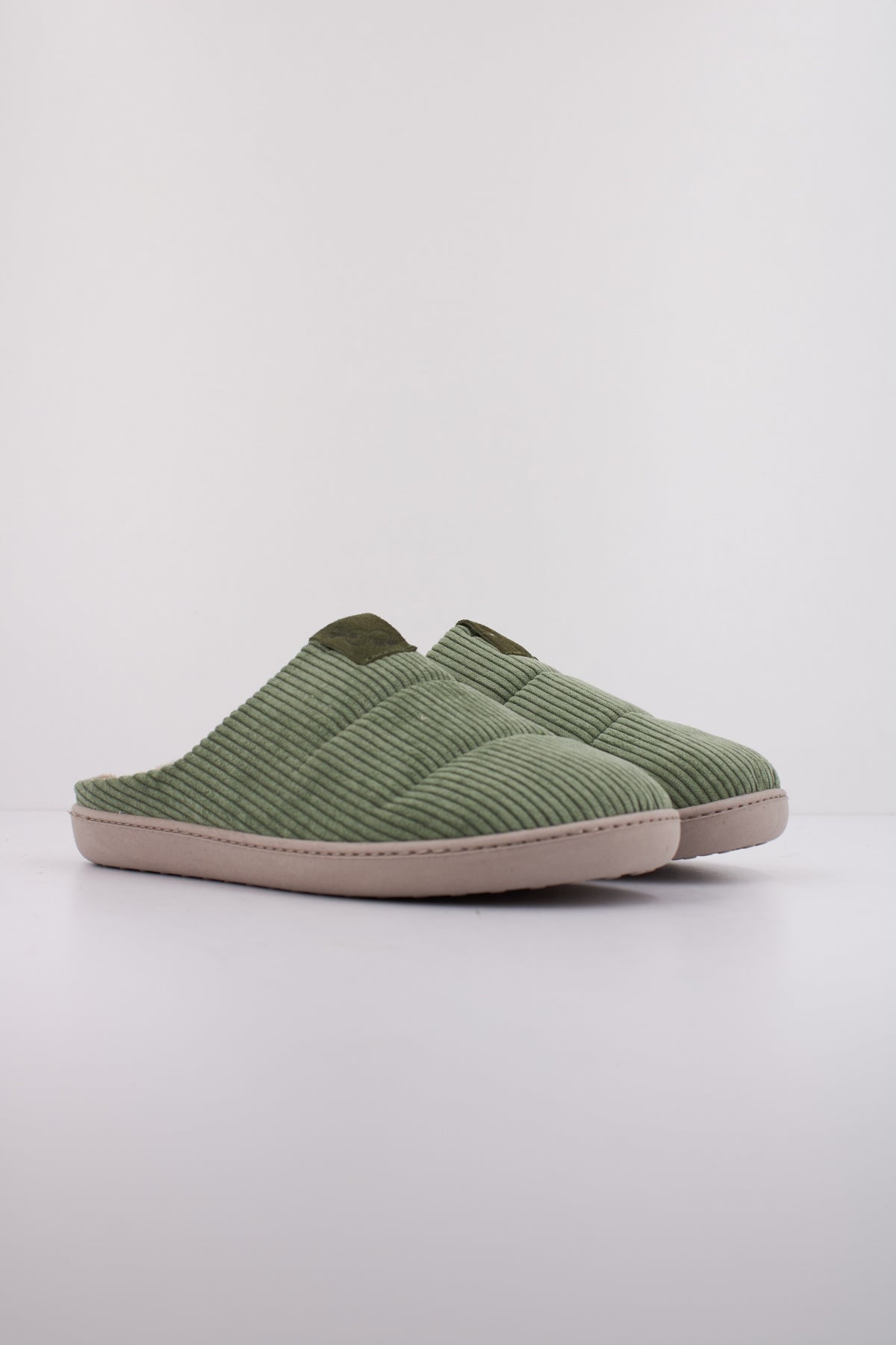 VULLADI   en color VERDE  (2)