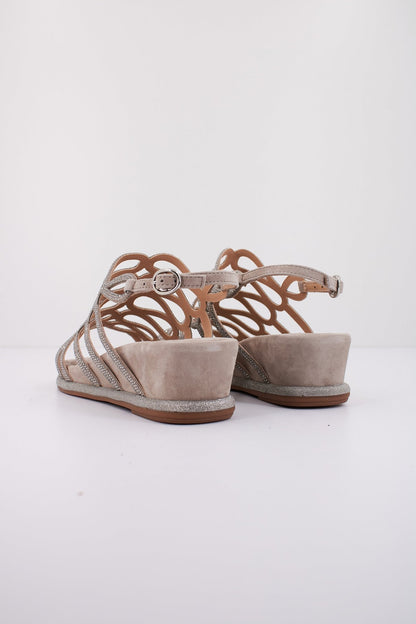 ALMA EN PENA V en color TAUPE  (3)