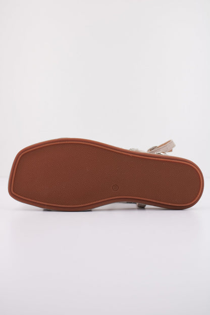 ALMA EN PENA V en color TAUPE  (4)