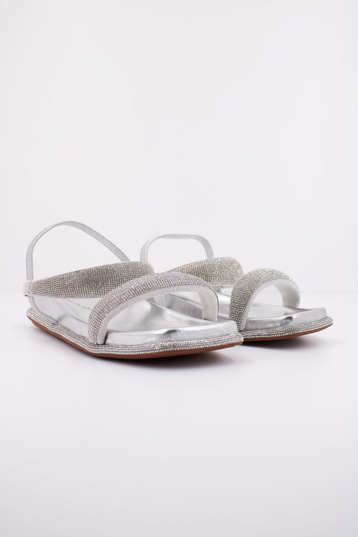 ALMA EN PENA V en color SILVER  (2)