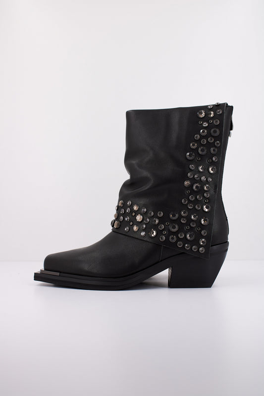 ALMA EN PENA I en color BLACK  (1)