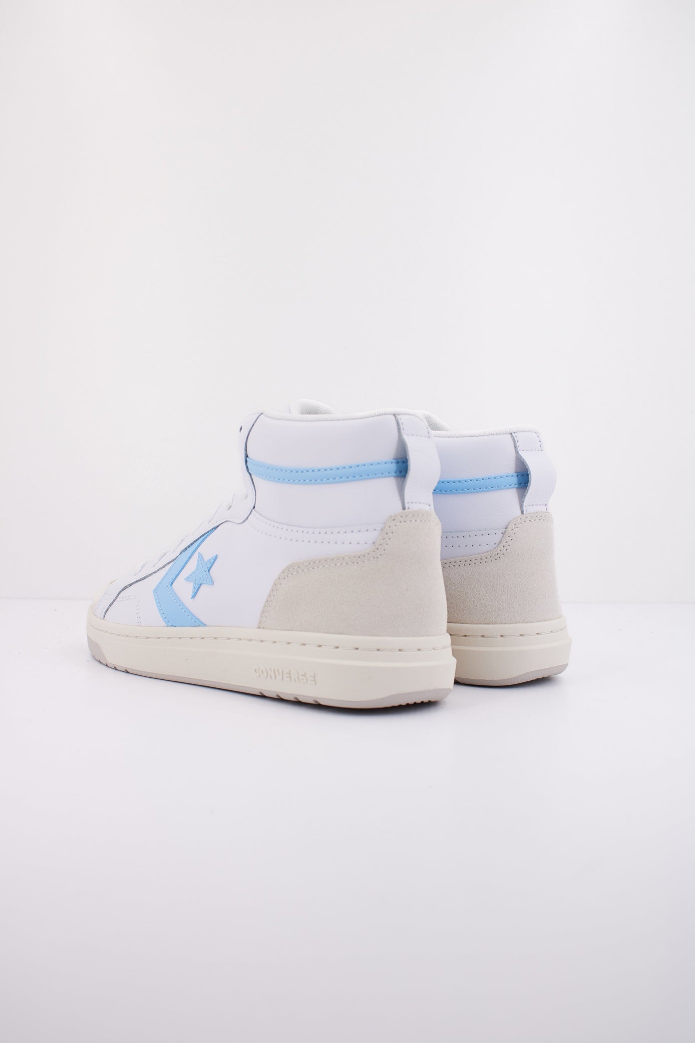 CONVERSE PRO BLAZE CLASSIC MI en color WHTTRSKY  (4)