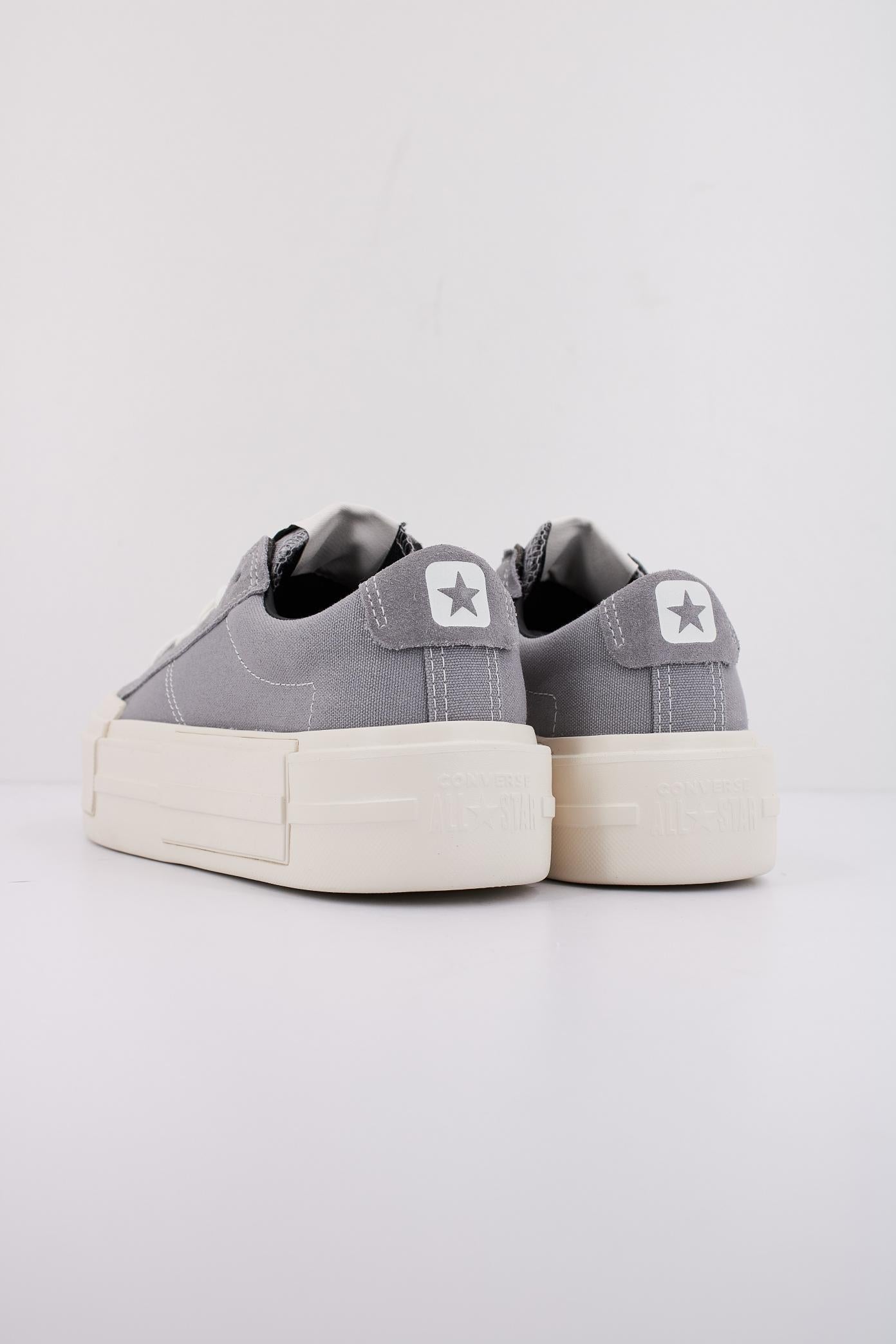 CONVERSE  CRUISE  en color GREY  (4)