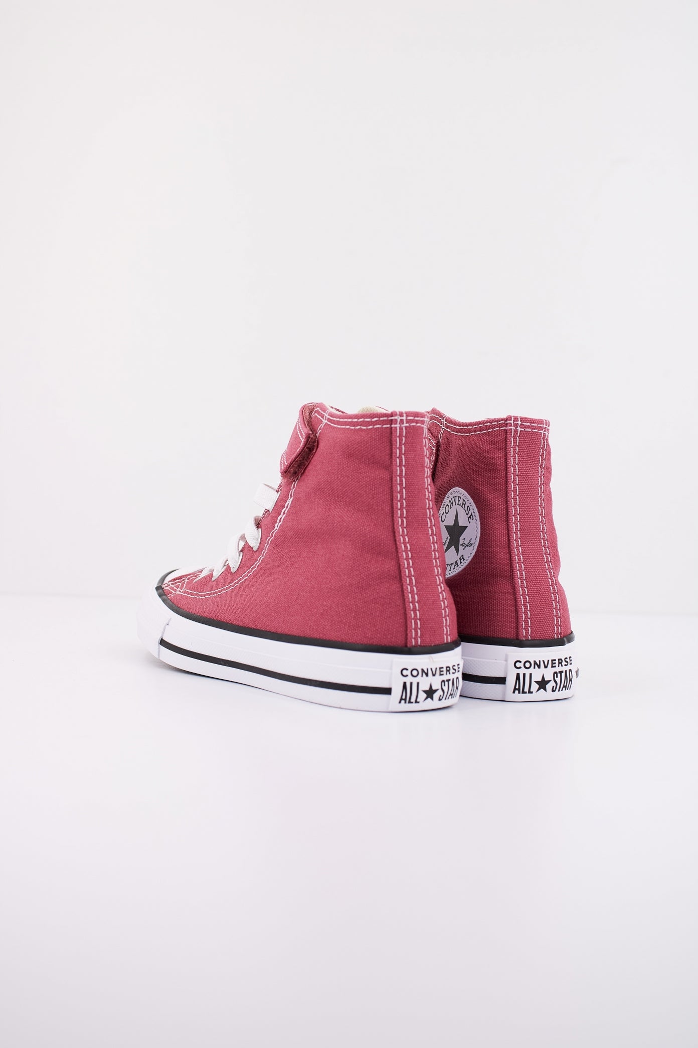 CONVERSE CTAS V HI en color STRDST  (4)