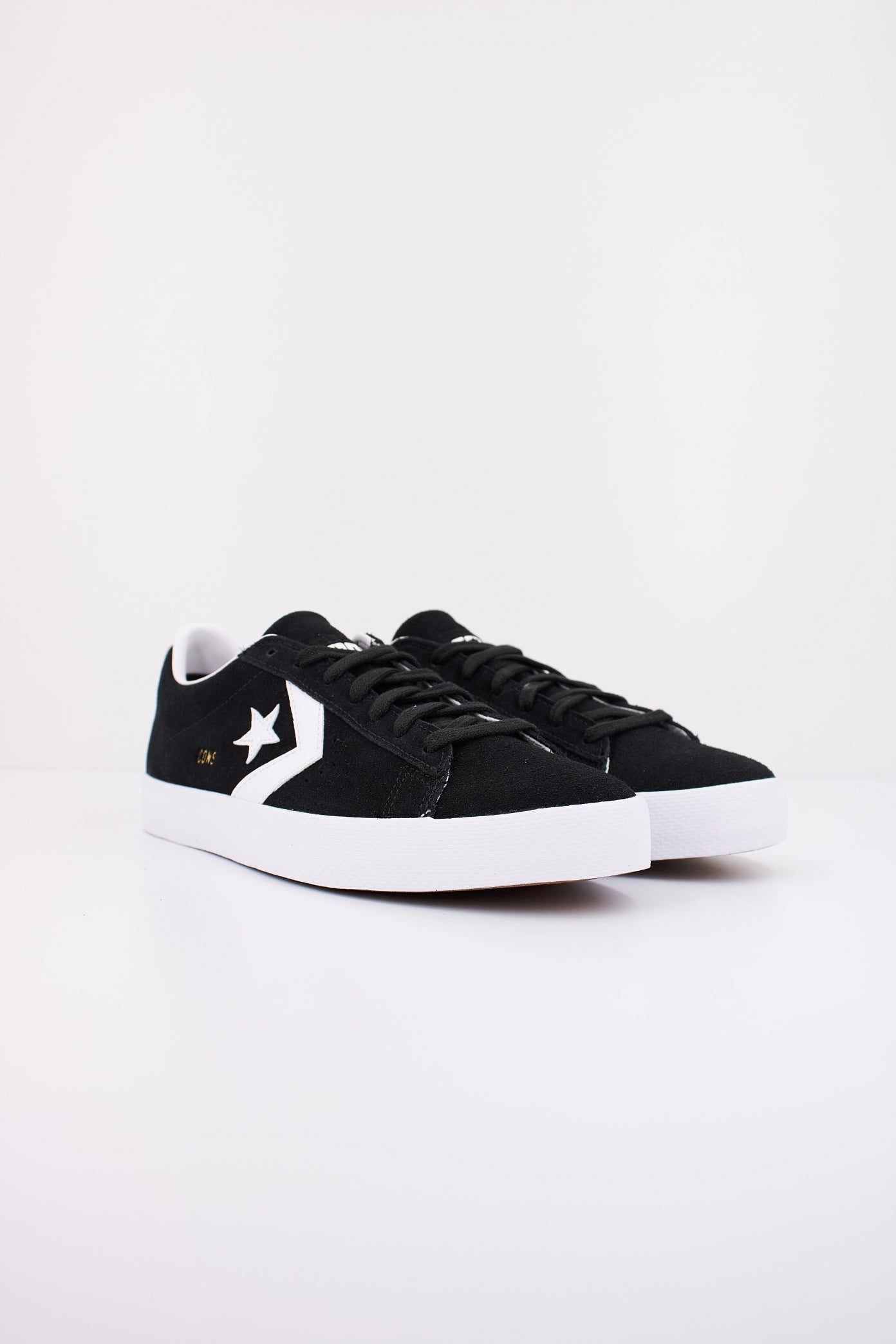 CONVERSE CONS PL  VULC PRO CL en color BLCKWHT  (2)