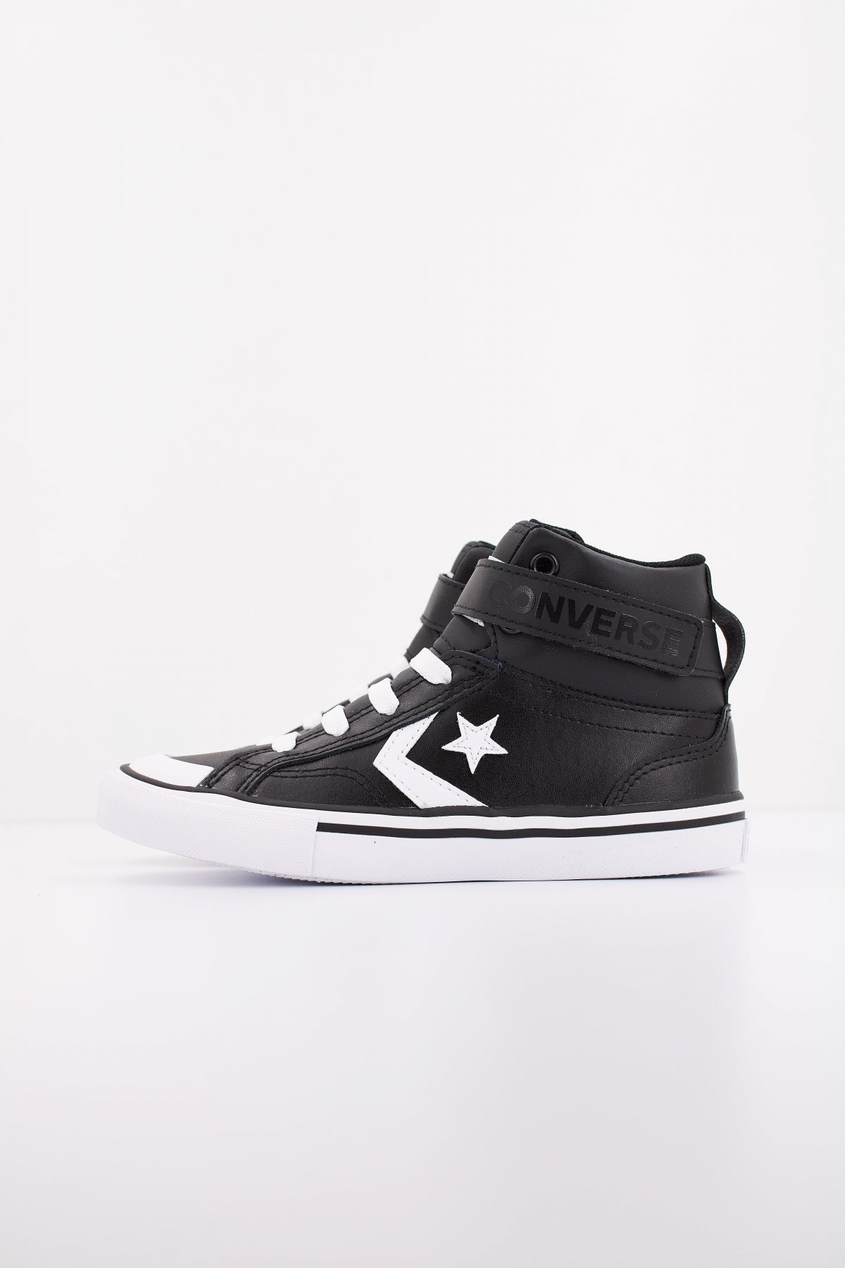 CONVERSE PRO BLAZE STRAP LEAT en color BLACK  (1)