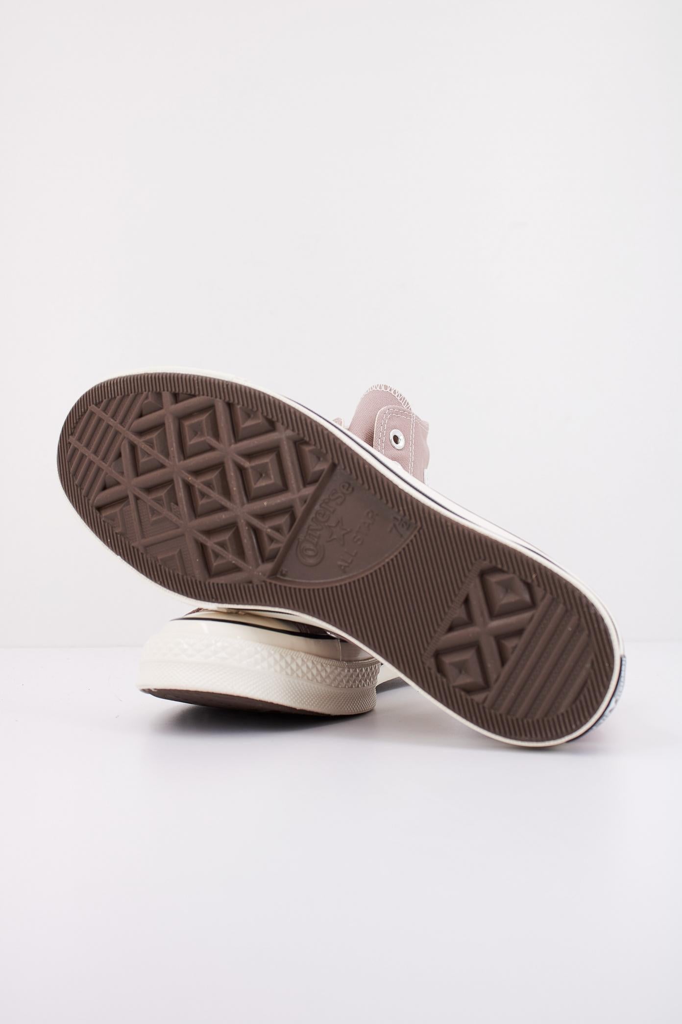 CONVERSE  CHUCK  en color GRTBLK  (5)