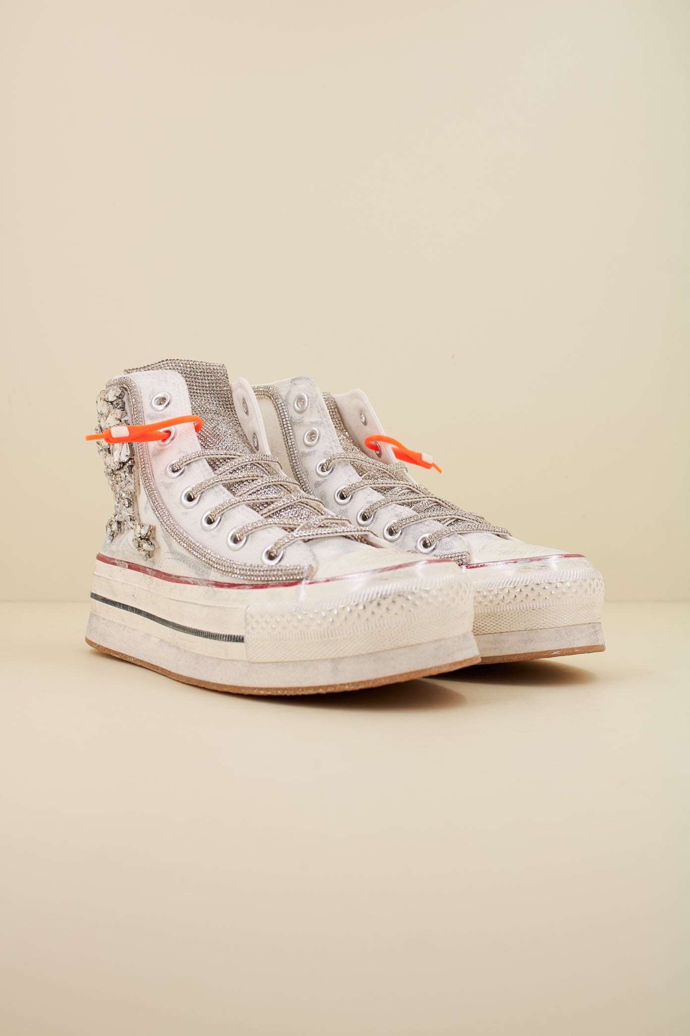 NAN-KU NA en color WHITE  (2)