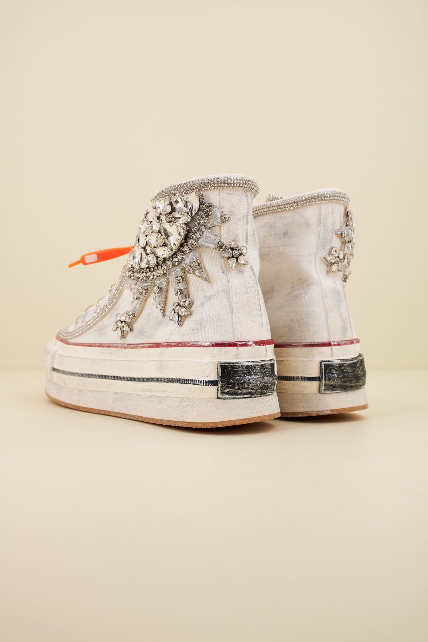 NAN-KU NA en color WHITE  (3)