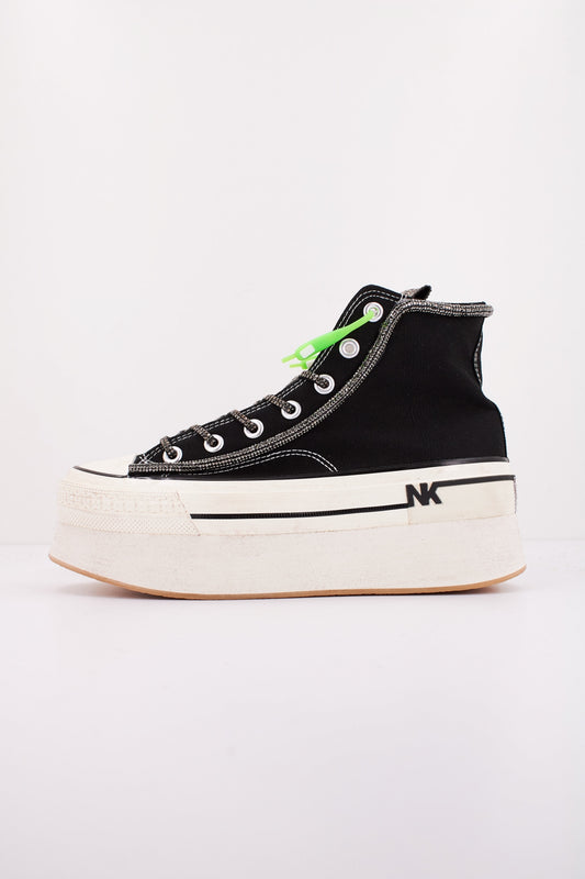 NAN-KU ROYAL CRISTO  en color BLACK  (1)