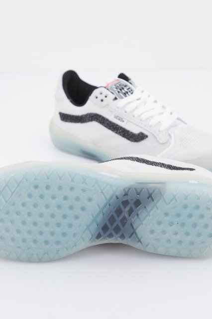 VANS UA EVDNT ULTIMATEWAF en color WHITE  (4)