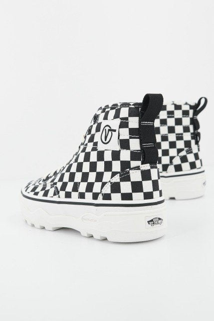 VANS UA SENTRY WC en color CHCKRBRD  (3)