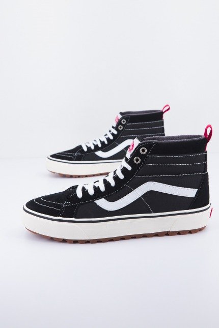 VANS UA SK- HI MTE- en color BLACK  (2)
