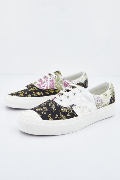 VANS UA ERA en color PATCHW  (1)