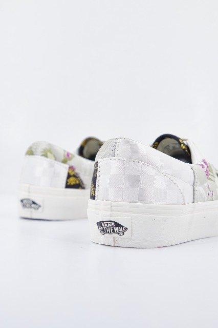 VANS UA ERA en color PATCHW  (3)