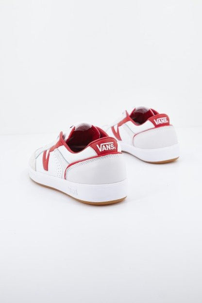 VANS LOWLAND CC JMP R en color RDWHT  (3)