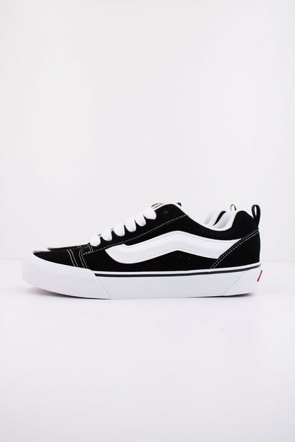 VANS KNU SKOOL en color BLCKWHT  (1)