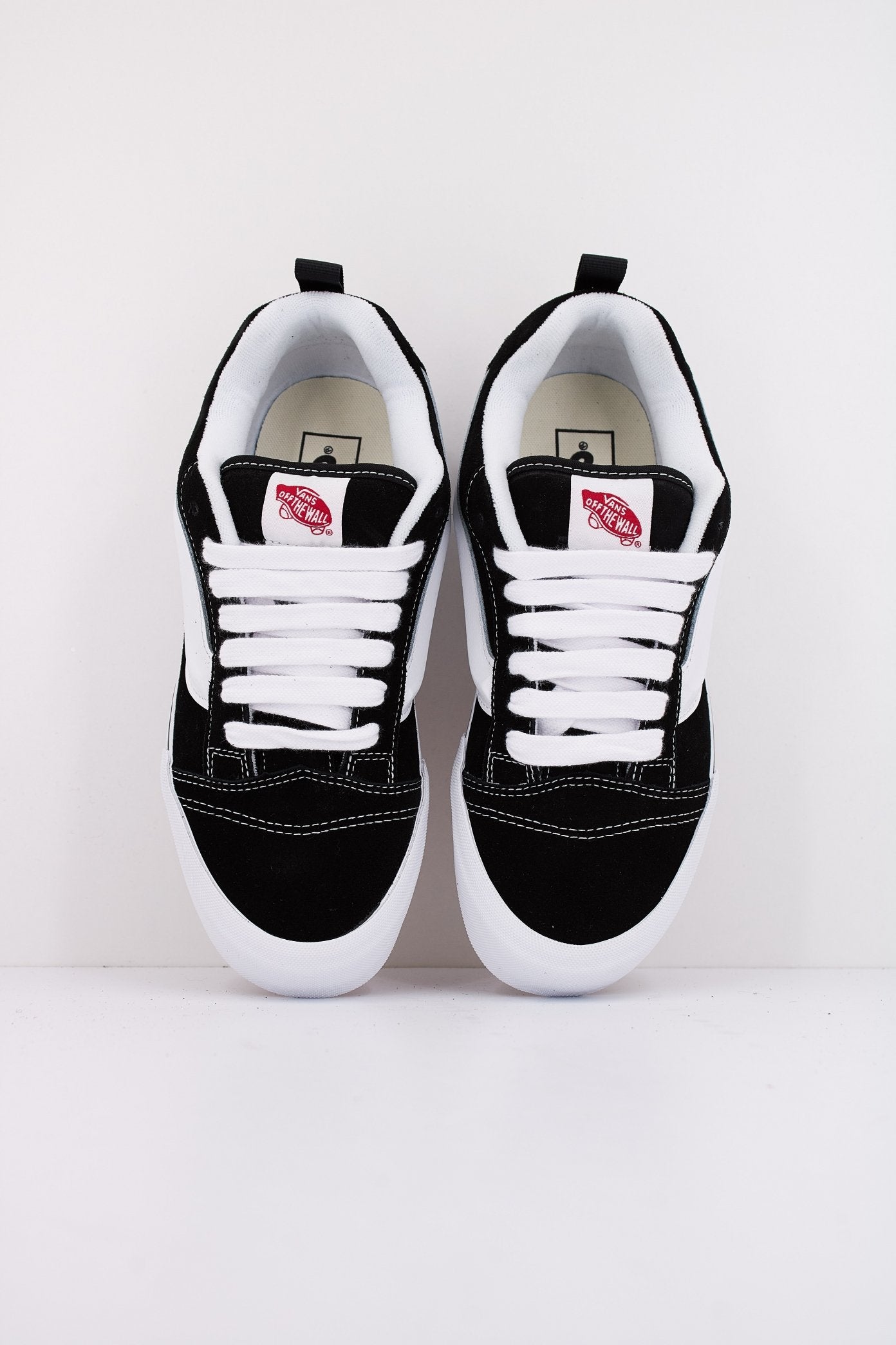 VANS KNU SKOOL en color BLCKWHT  (4)
