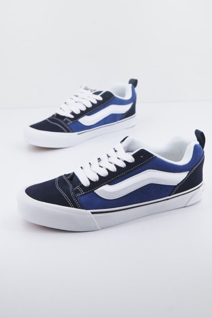 VANS KNU SKOOL en color NVYWHT  (2)