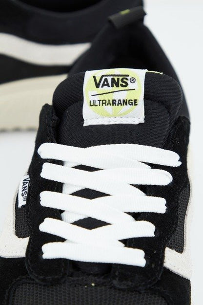 VANS ULTRARANGE NEO VR en color BLCKWHT  (3)