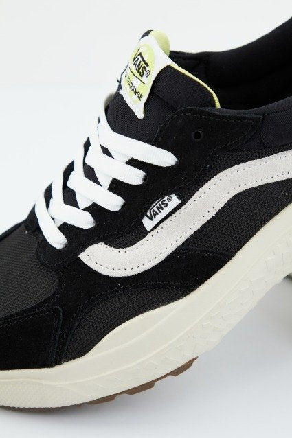 VANS ULTRARANGE NEO VR en color BLCKWHT  (4)