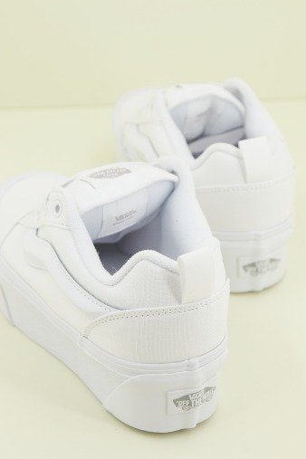 VANS KNU STACK en color WHITE  (3)