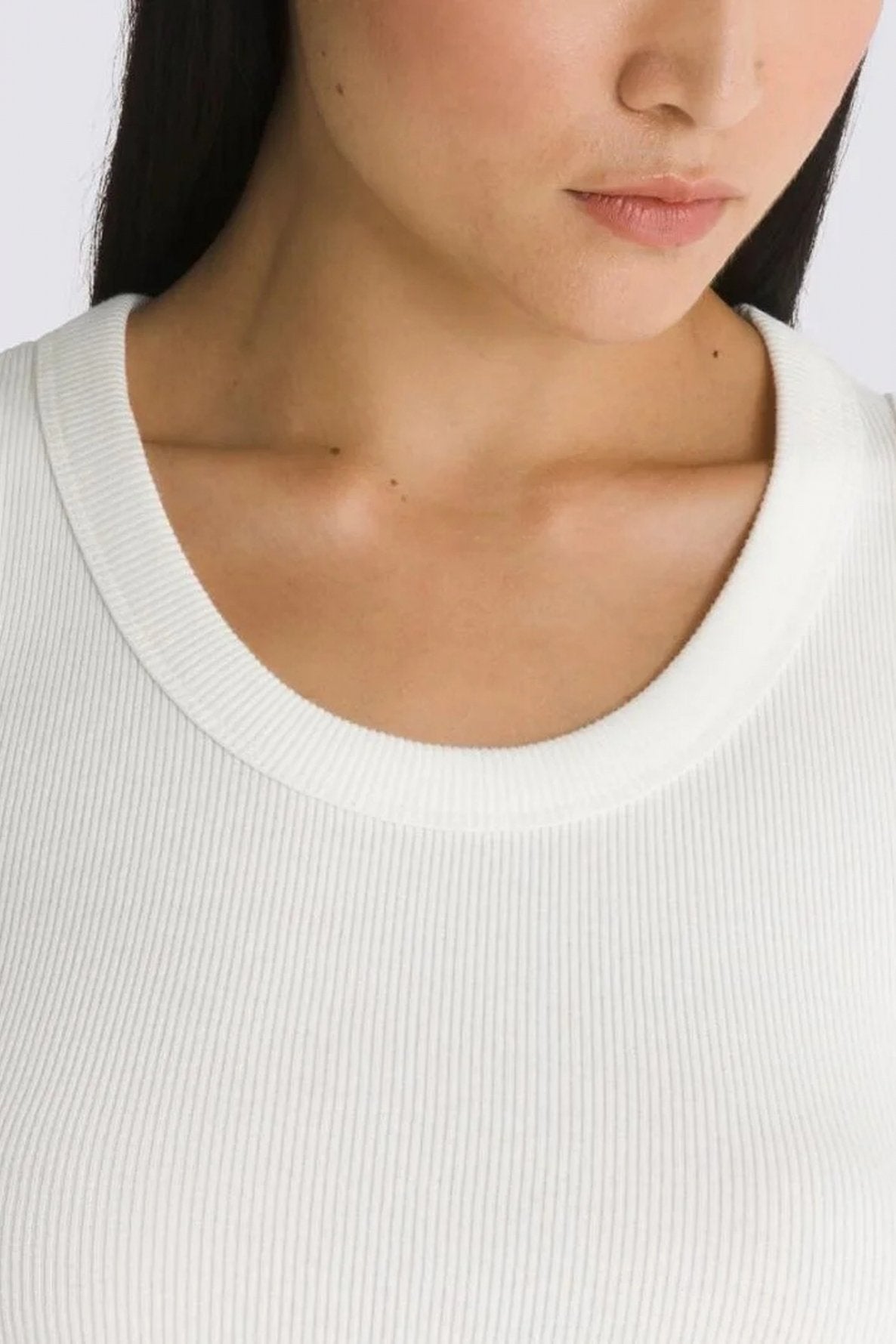 VANS DREW RIB TANK en color MRSHMLL  (4)