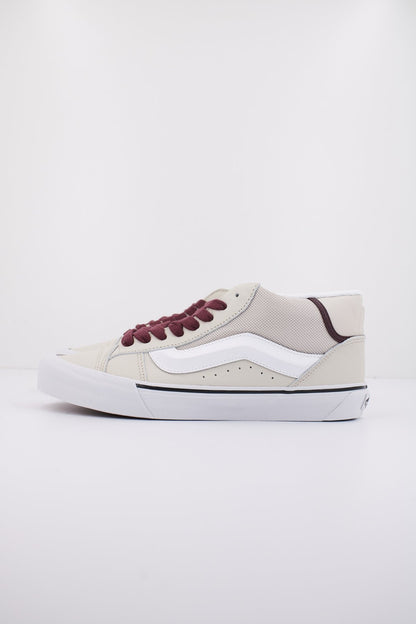 VANS KNU MID en color RAINYDAY  (1)