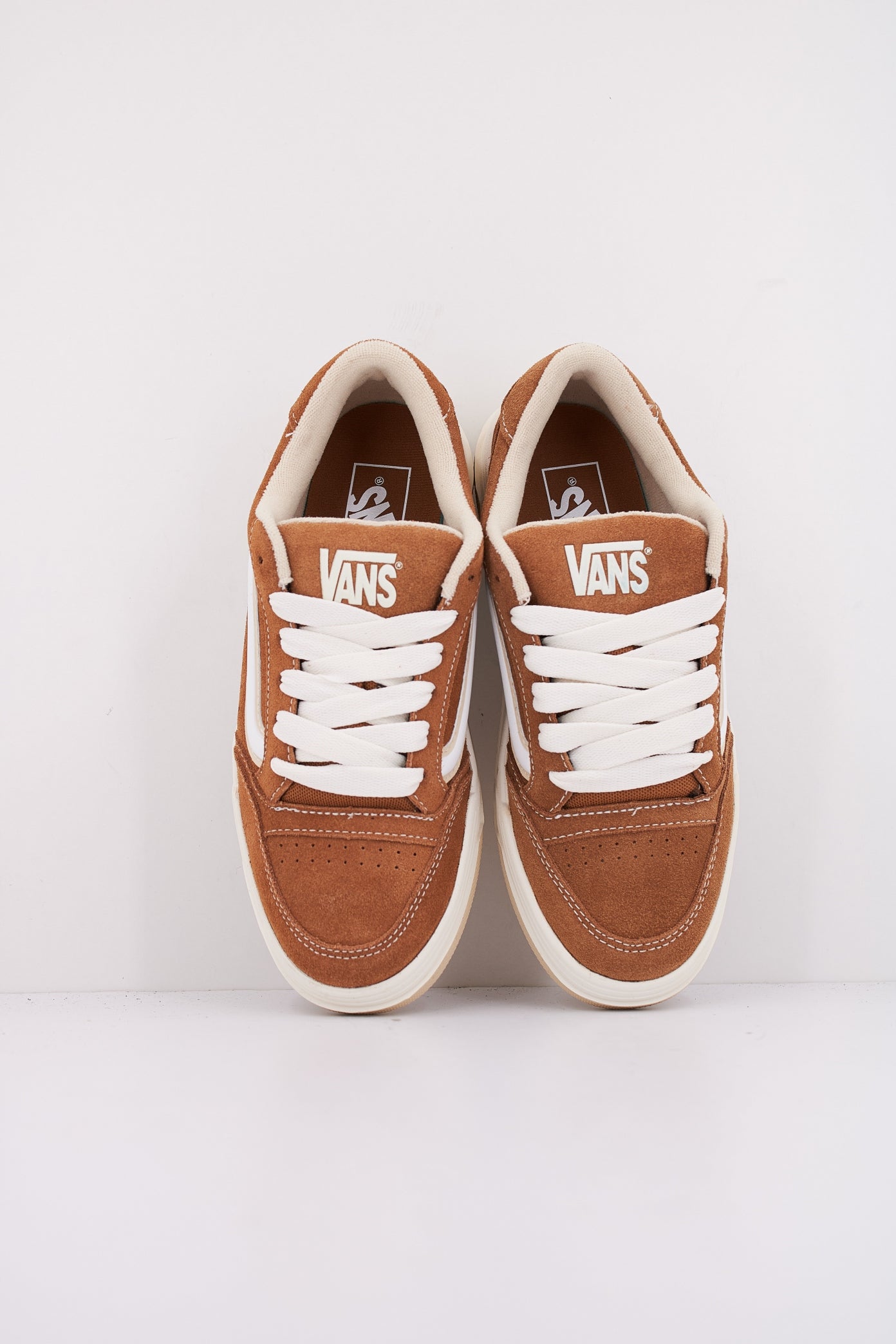 VANS HYLANE en color BROWN  (3)