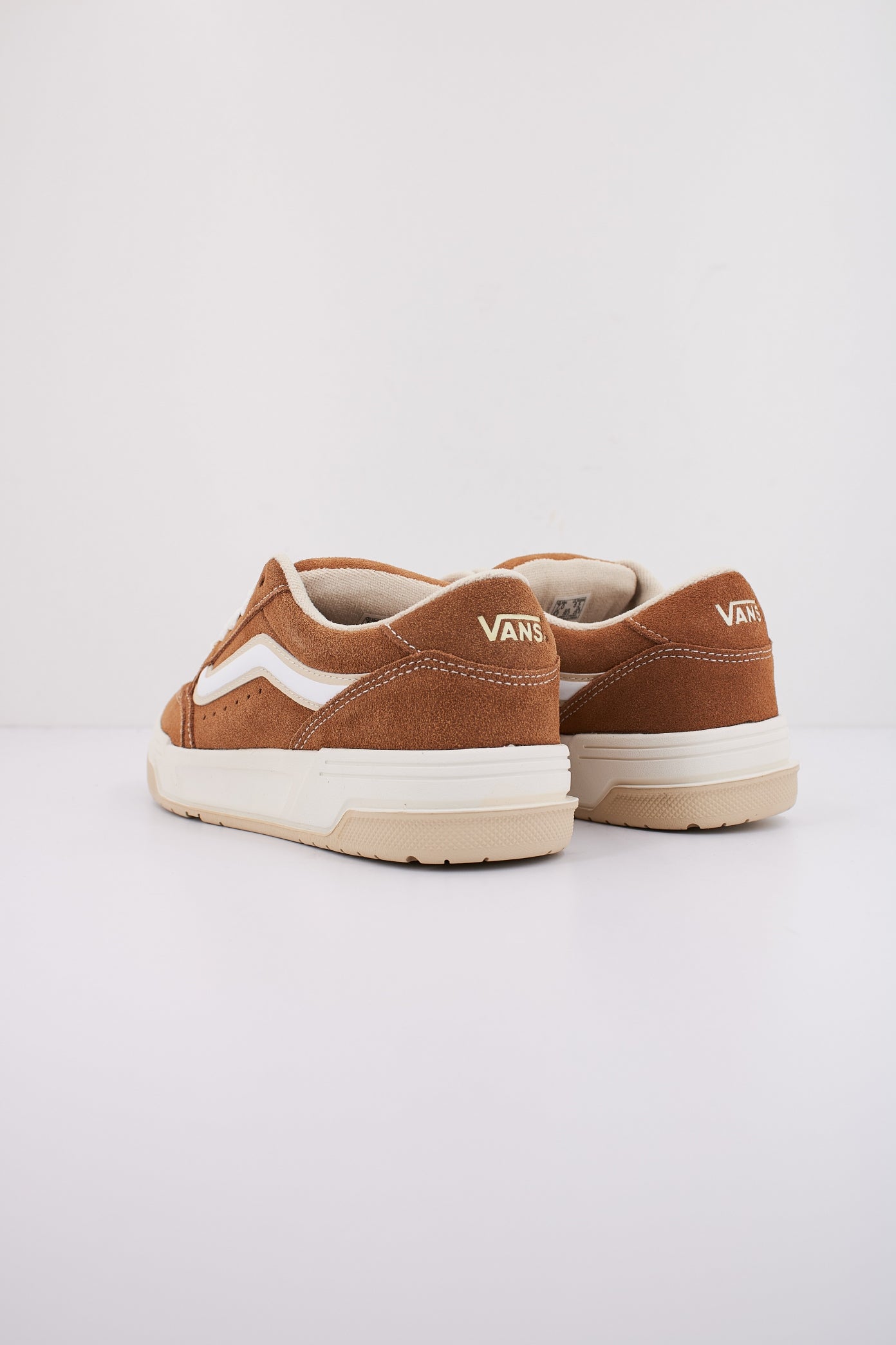 VANS HYLANE en color BROWN  (4)