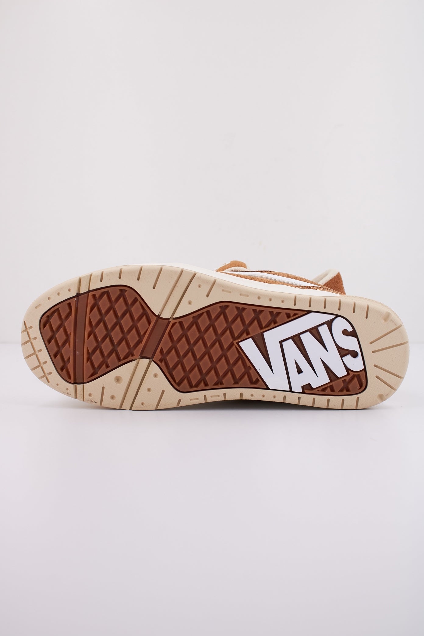 VANS HYLANE en color BROWN  (5)